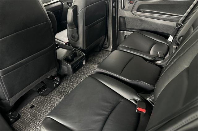 new 2026 Honda Odyssey car, priced at $44,290