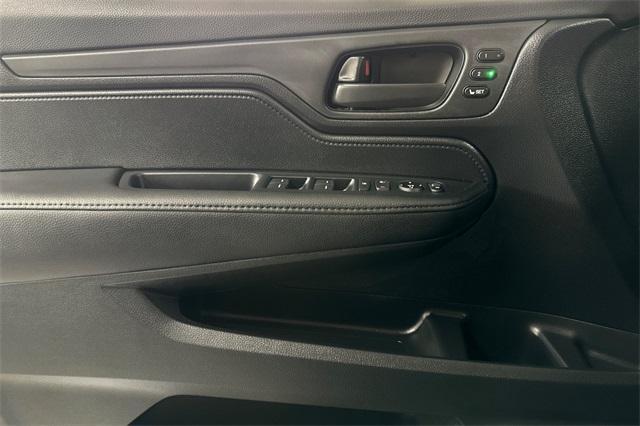 new 2026 Honda Odyssey car, priced at $44,290
