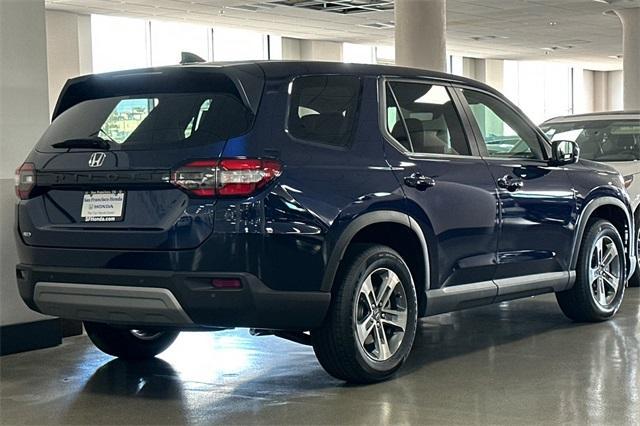 new 2025 Honda Pilot car, priced at $47,095