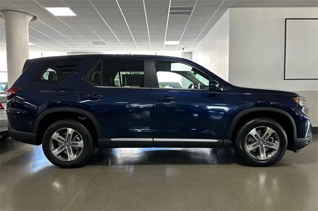 new 2025 Honda Pilot car, priced at $47,095