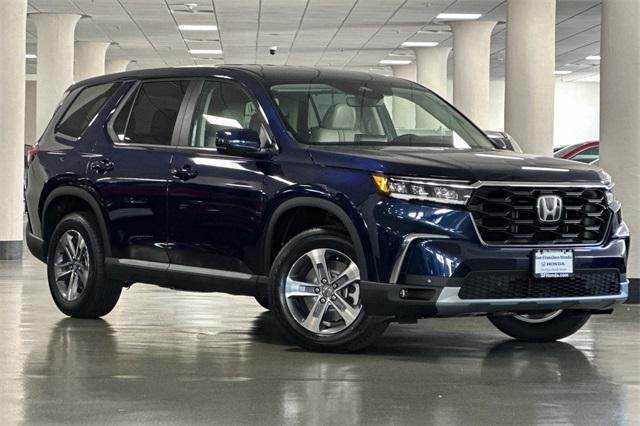 new 2025 Honda Pilot car, priced at $47,095