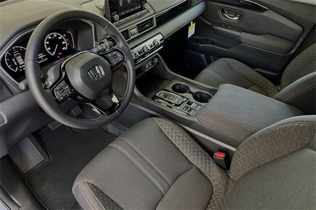 new 2025 Honda Pilot car