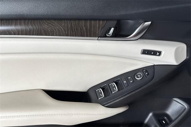 used 2022 Honda Accord Hybrid car, priced at $30,991