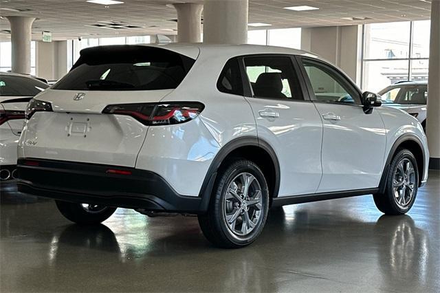 new 2026 Honda HR-V car
