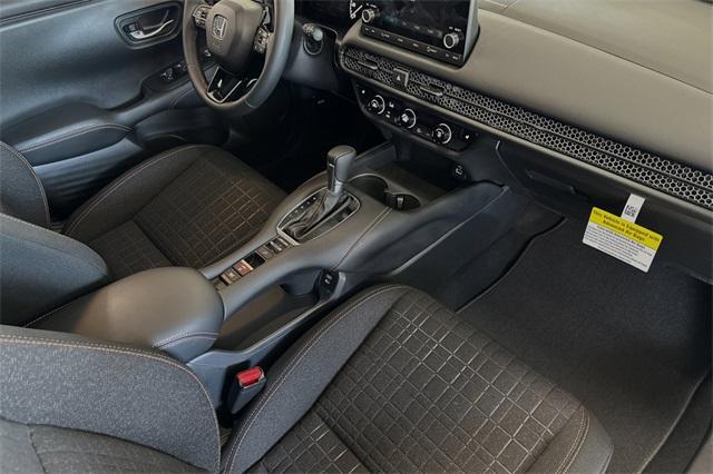 new 2025 Honda HR-V car, priced at $28,895