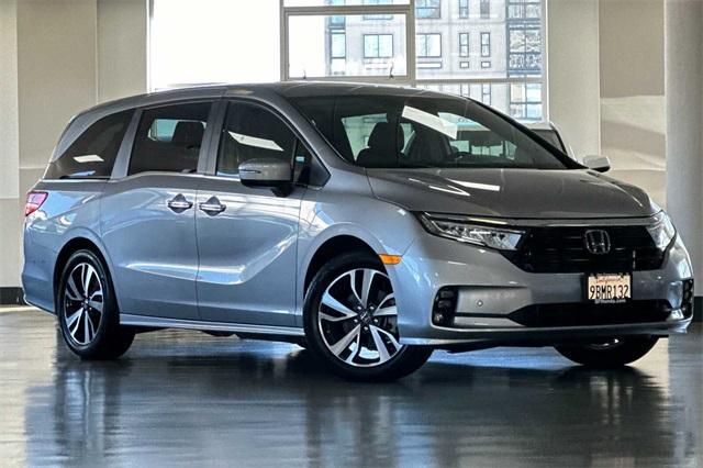 used 2023 Honda Odyssey car, priced at $39,991