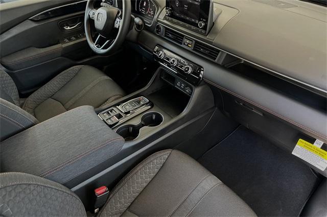 new 2025 Honda Pilot car, priced at $43,130