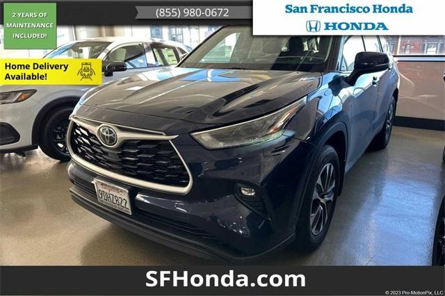 used 2022 Toyota Highlander car, priced at $36,991