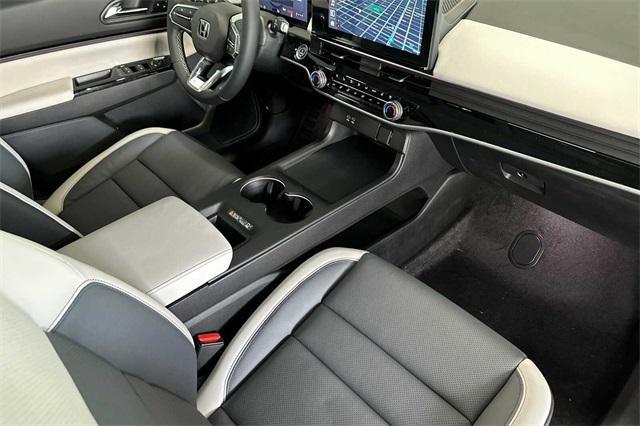 new 2025 Honda Prologue car, priced at $59,805