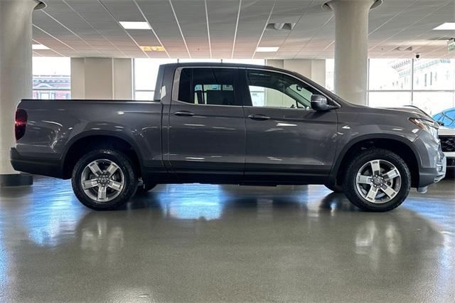 new 2025 Honda Ridgeline car, priced at $44,430