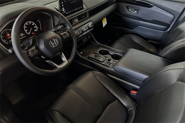 new 2025 Honda Pilot car, priced at $49,405