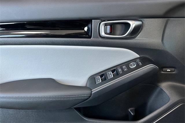 new 2025 Honda Civic Hybrid car, priced at $33,555