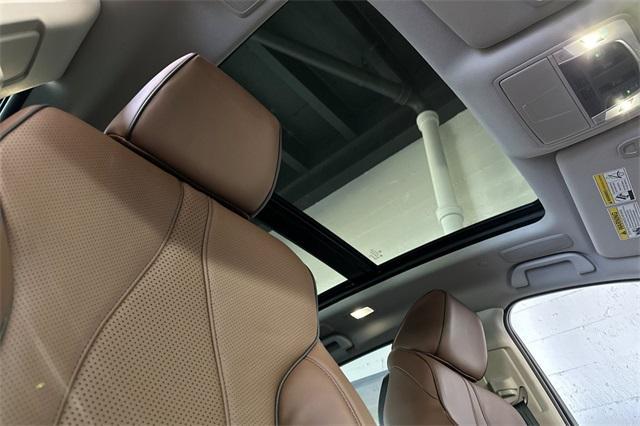 new 2025 Acura RDX car, priced at $54,400