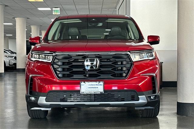 new 2025 Honda Pilot car, priced at $47,550