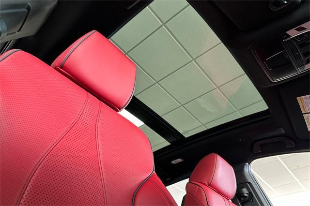 new 2025 Acura RDX car, priced at $55,050