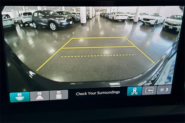 new 2025 Honda Pilot car, priced at $44,995