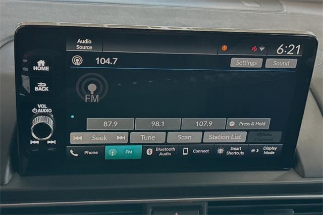 new 2025 Honda Pilot car, priced at $44,995