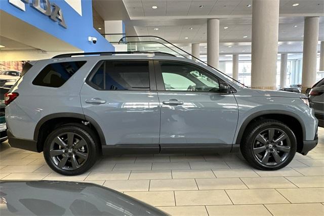 new 2025 Honda Pilot car
