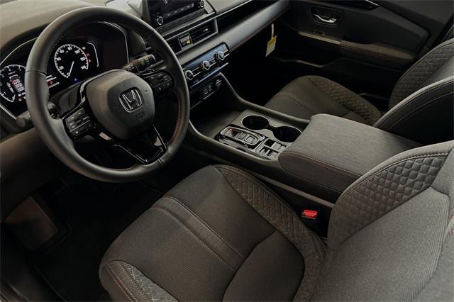 new 2025 Honda Pilot car