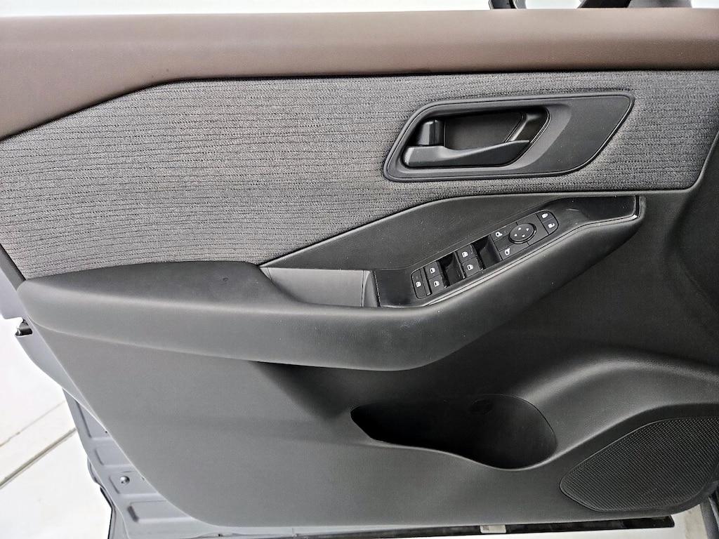 used 2023 Nissan Rogue car, priced at $22,998