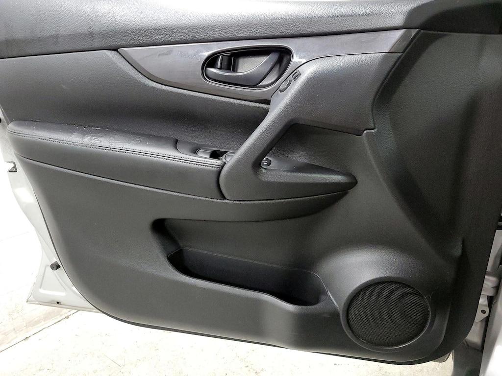 used 2020 Nissan Rogue car, priced at $13,998