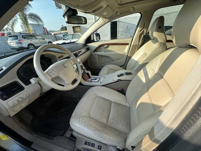 used 2008 Volvo XC70 car, priced at $5,788