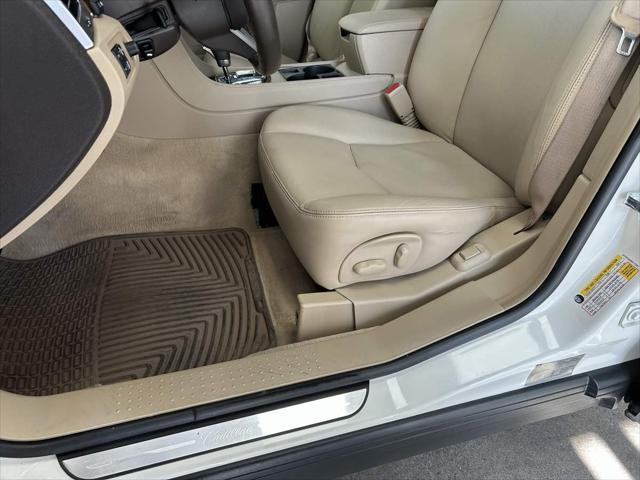 used 2008 Cadillac SRX car, priced at $6,988