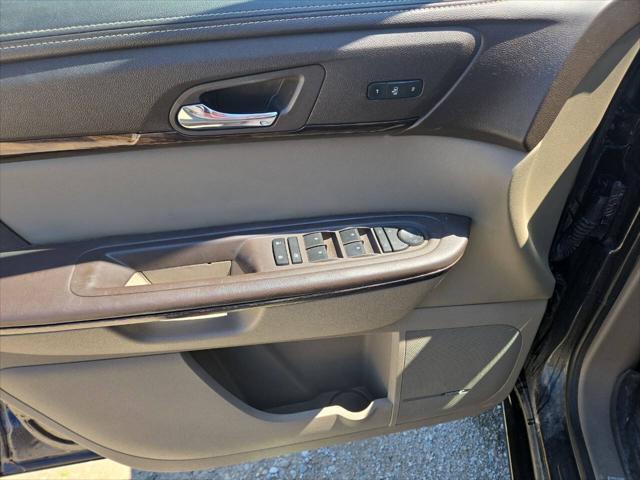 used 2015 GMC Acadia car, priced at $9,995