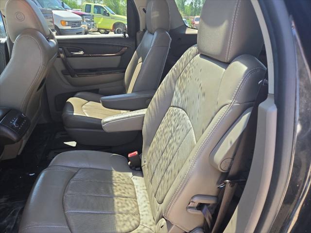 used 2015 GMC Acadia car, priced at $9,995