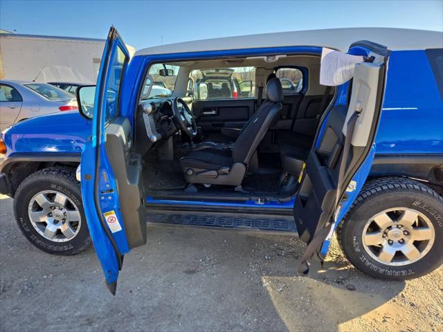 used 2008 Toyota FJ Cruiser car, priced at $9,995