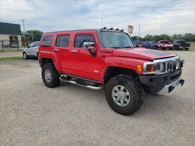 used 2009 Hummer H3 car, priced at $8,995