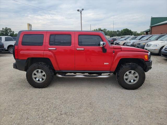 used 2009 Hummer H3 car, priced at $8,995