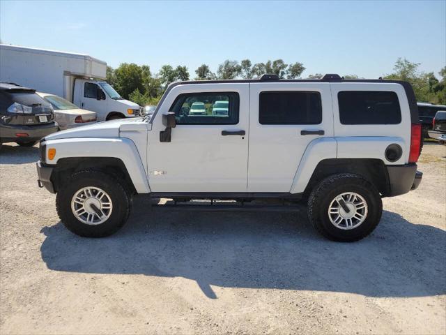 used 2006 Hummer H3 car, priced at $9,995