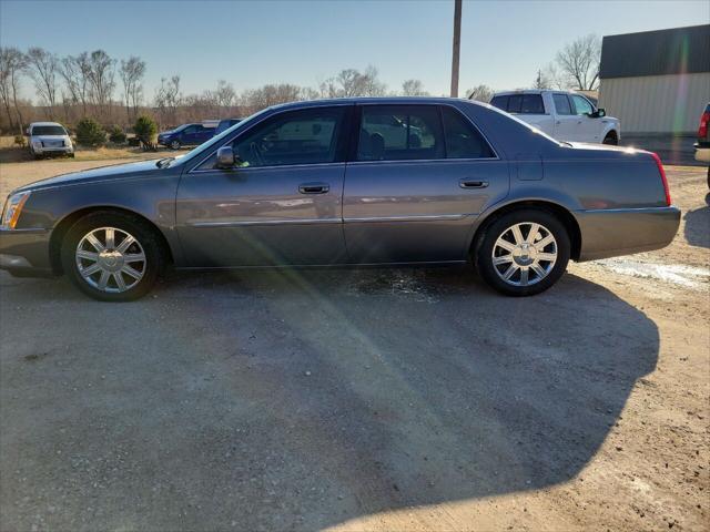 used 2006 Cadillac DTS car, priced at $3,495