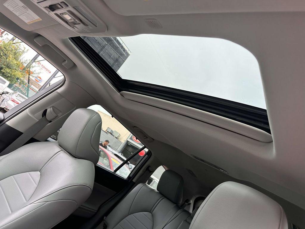 used 2022 Toyota Highlander car, priced at $39,998