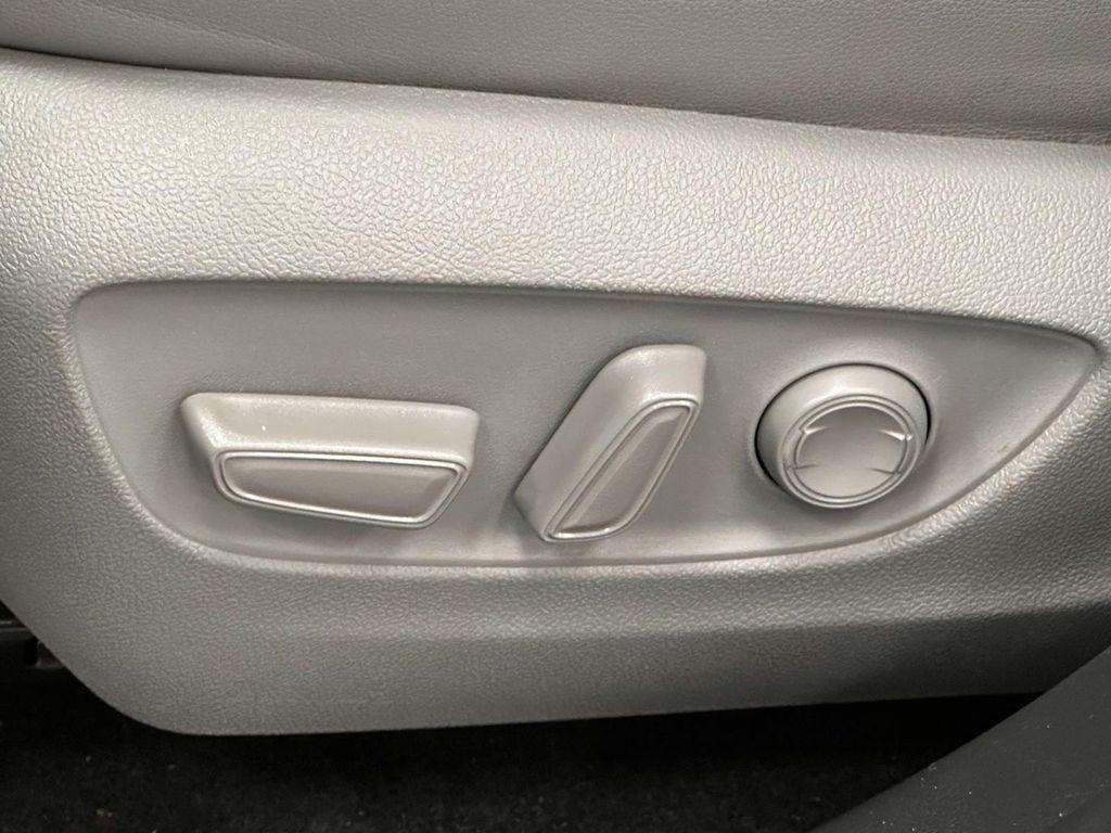 used 2024 Toyota Highlander car, priced at $42,999