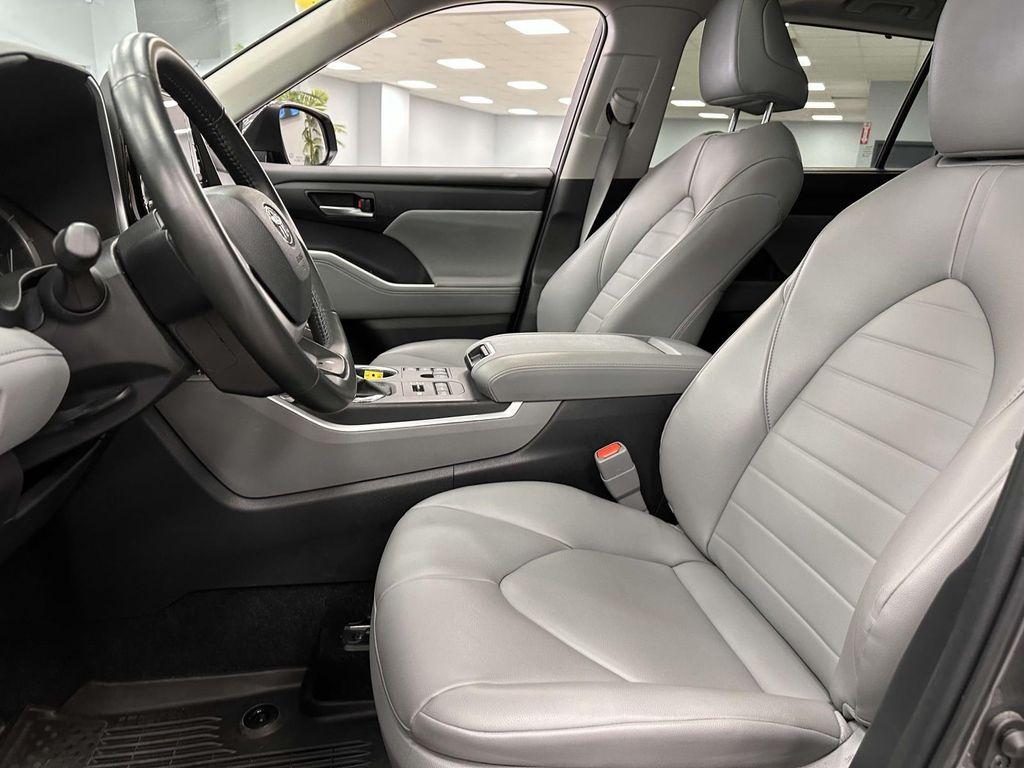 used 2024 Toyota Highlander car, priced at $42,999