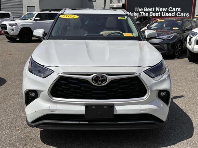 used 2022 Toyota Highlander car, priced at $38,488