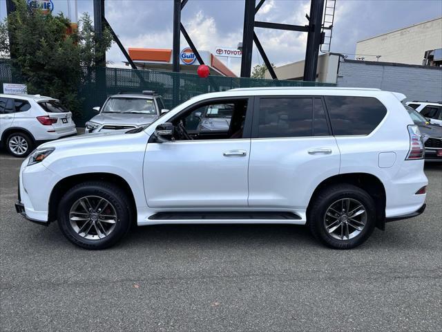 used 2022 Lexus GX 460 car, priced at $52,888