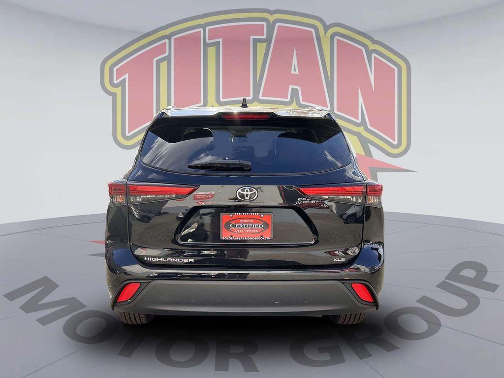 used 2023 Toyota Highlander car, priced at $33,800