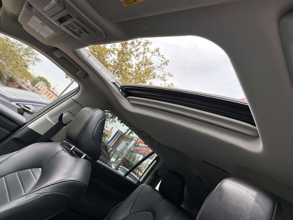 used 2022 Toyota Highlander car, priced at $39,998