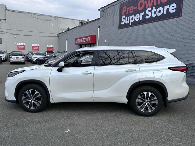 used 2020 Toyota Highlander car, priced at $29,995