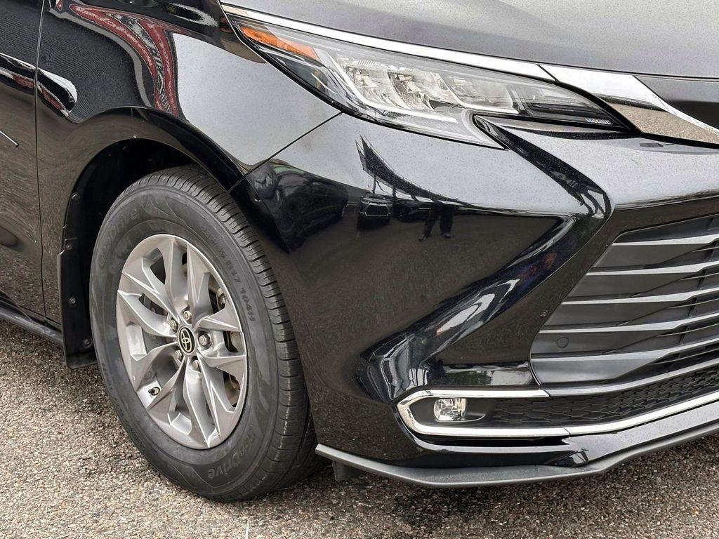 used 2022 Toyota Sienna car, priced at $44,998