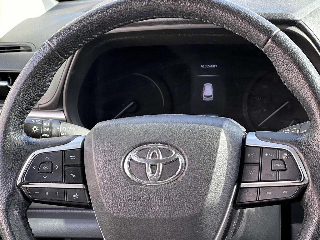 used 2021 Toyota Sienna car, priced at $32,888