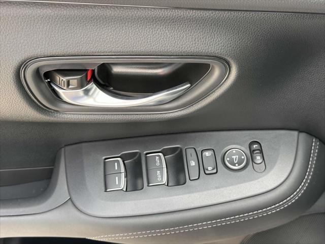 used 2025 Honda HR-V car, priced at $30,499