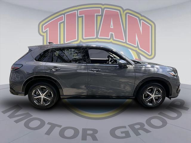 used 2025 Honda HR-V car, priced at $30,499