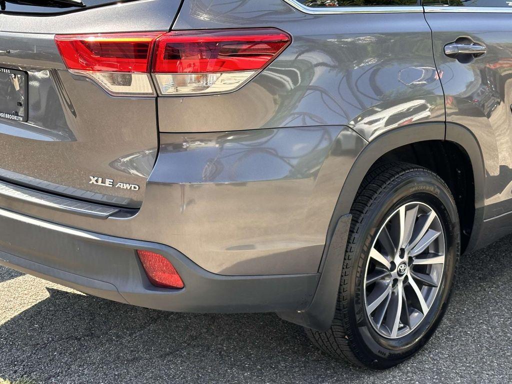 used 2018 Toyota Highlander car, priced at $22,998