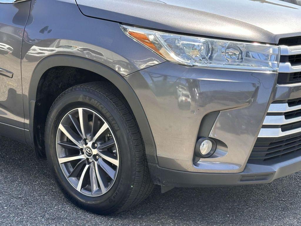 used 2018 Toyota Highlander car, priced at $22,998