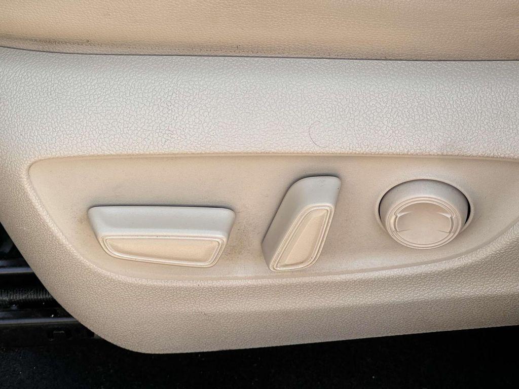 used 2022 Toyota Highlander car, priced at $36,998