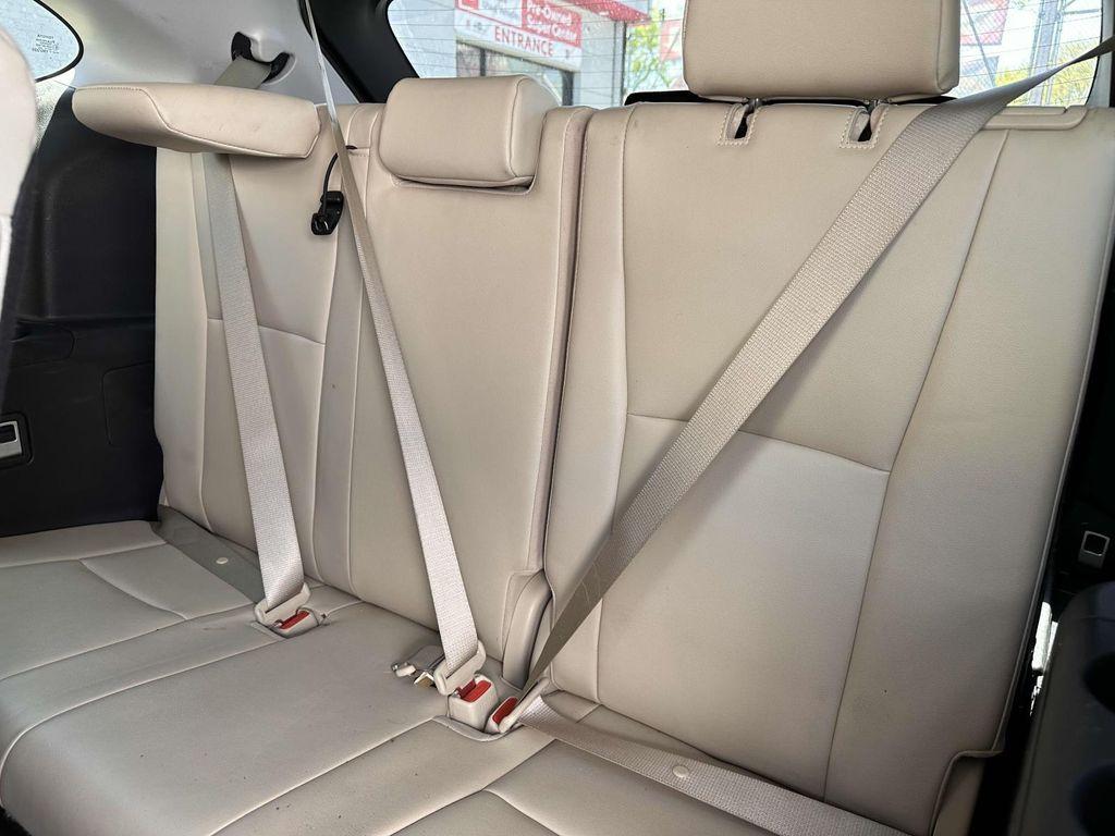 used 2022 Toyota Highlander car, priced at $36,998